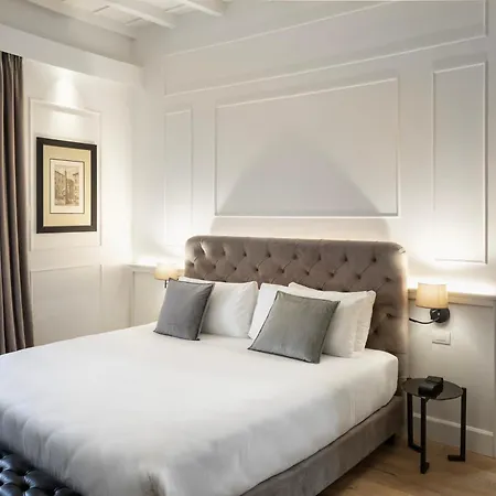 Palazzo Goldoni Condotti Collection 3*
