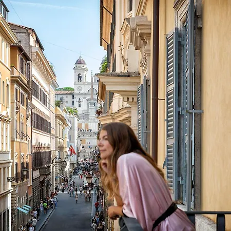 Palazzo Goldoni Condotti Collection