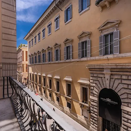 Palazzo Goldoni Condotti Collection בית הארחה 4*