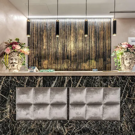 בית הארחה Palazzo Goldoni Condotti Collection 4*