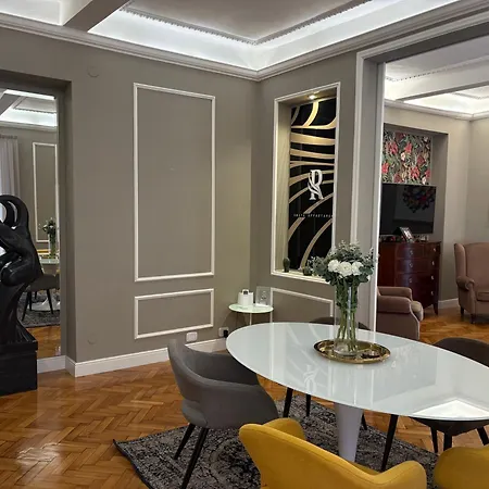 בית הארחה Palazzo Goldoni Condotti Collection