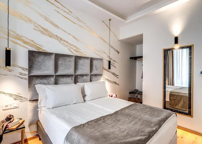 Palazzo Goldoni Condotti Collection 4* 罗马