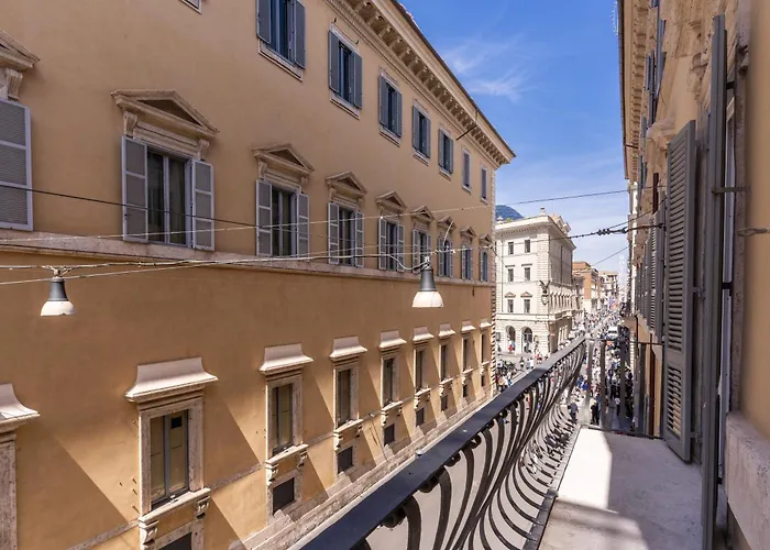 Palazzo Goldoni Condotti Collection